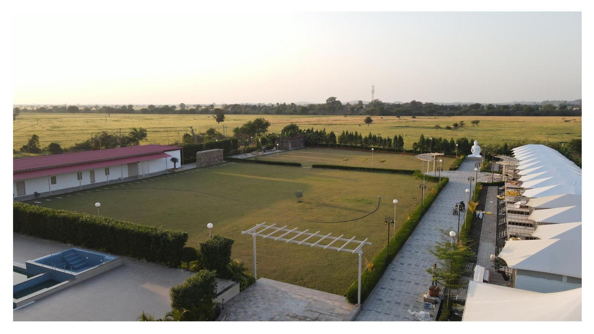 The Riverside Inn Vidisha Exterior foto